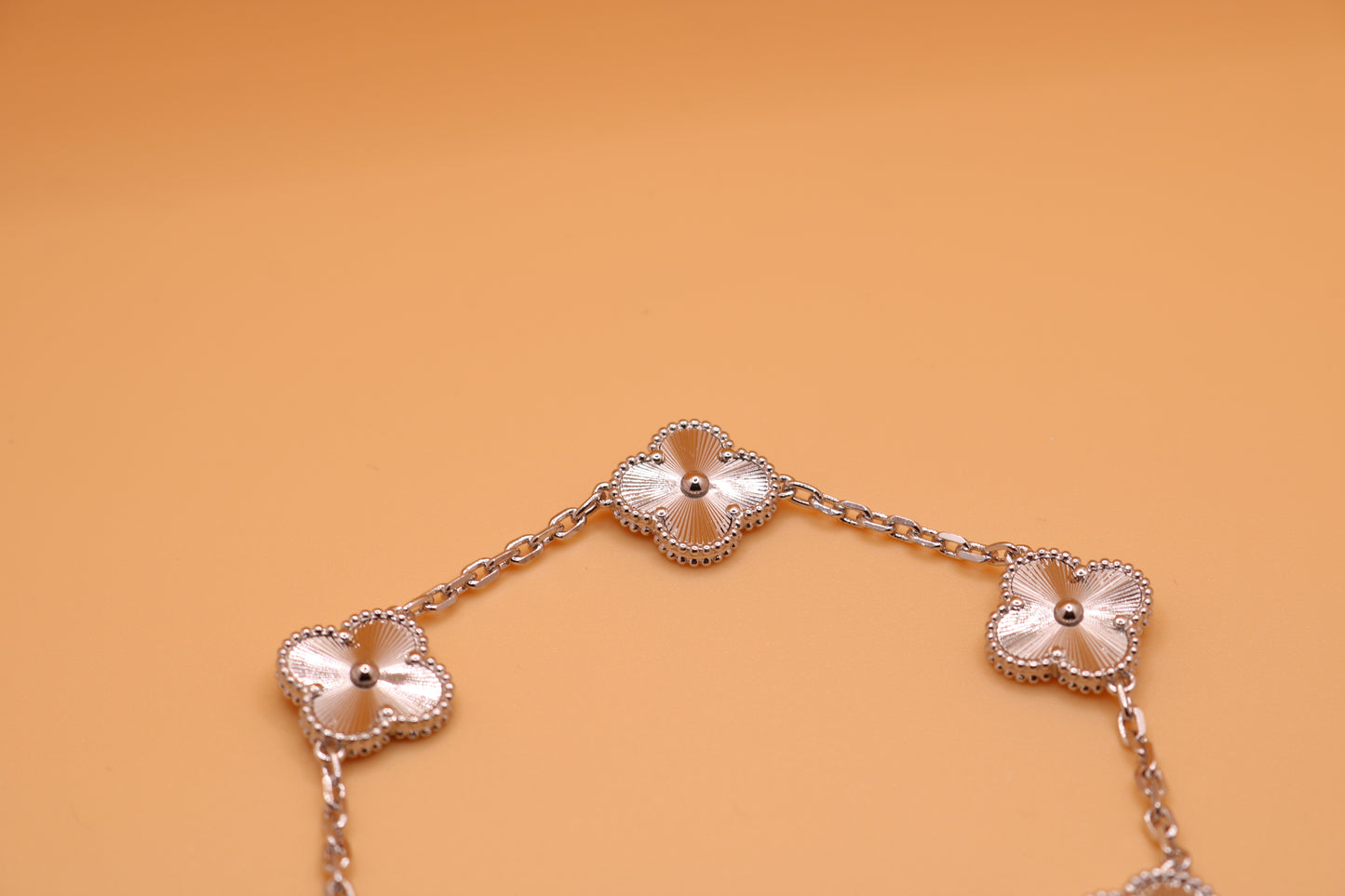 Armband mit fünf Kleeblatt-Motiven - Silber