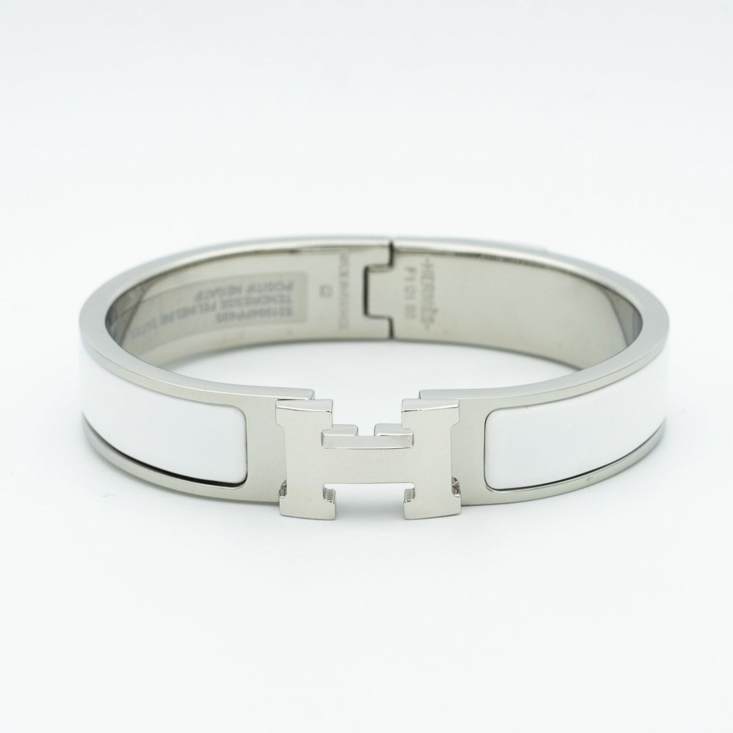 Klassisches H Armreif-Armband – Weißsilber