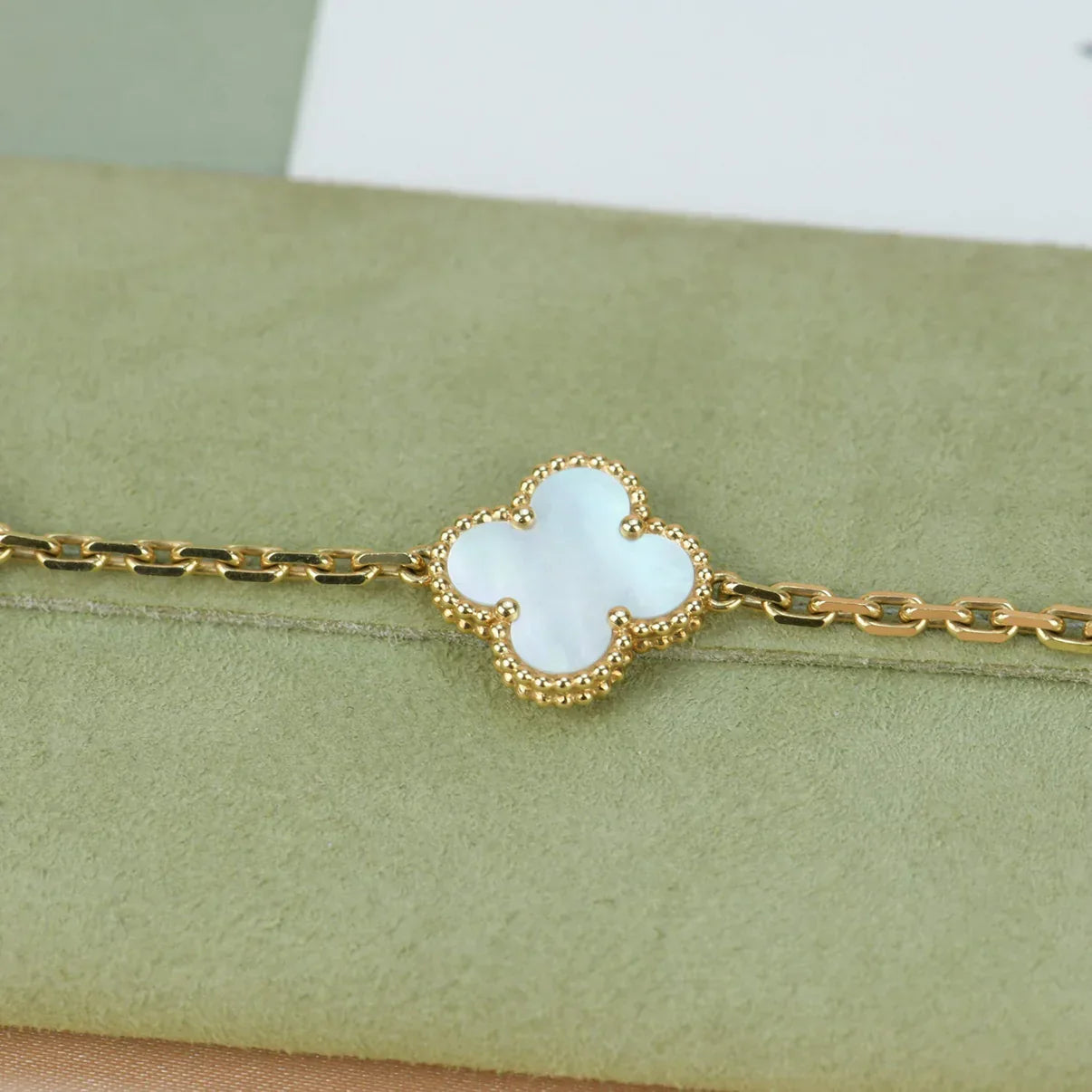 Kleeblatt Fünf Motiv Armband - Weißgold