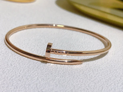 Klassischer Nagelarmreif Roségold