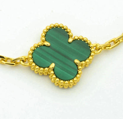 Kleeblatt-Armband mit fünf Motiven – Grün