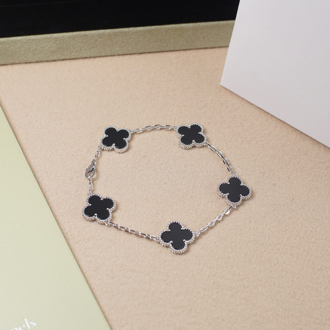 Clover Five Motif Bracelet - Black Silver